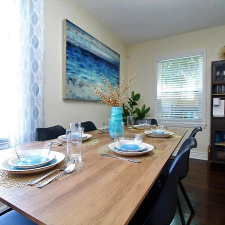 Beachy Bungalow For Family Fun! Walk To Beach! Pensacola Esterno foto